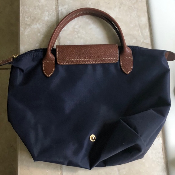 Handbag - Picture 2 of 3